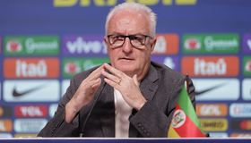Dorival convoca mais 4 nomes e fecha lista para Copa América