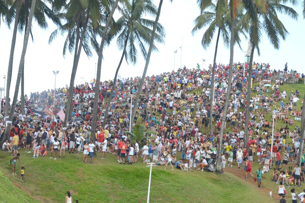 Ato em Salvador contra a PEC da Blindagem