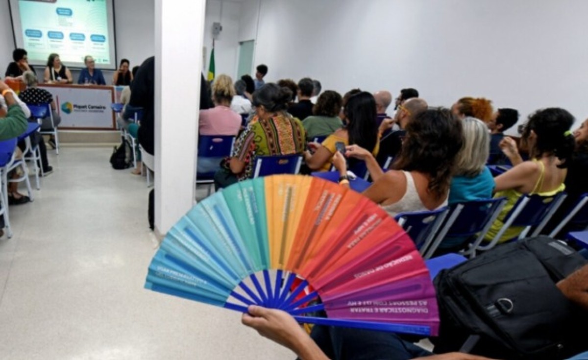 Projeto que atende pessoas transgêneras no Rio concorre a prêmio; saiba como votar