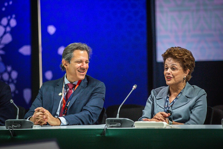 Reunião entre o ministro Fernando Haddad e Dilma Roussef, presidente do Novo Banco de Desenvolvimento