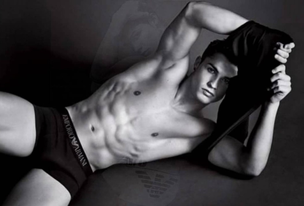 cristiano ronaldo para emporio armani - foto: reprodução