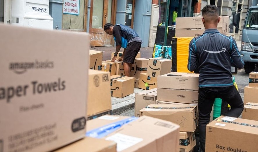 Amazon processa grupos de Facebook por revisões falsas em troca de ...