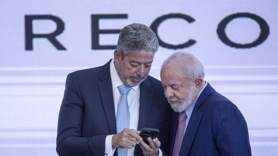 Lira entra na briga para influenciar Lula na escolha do próximo PGR
