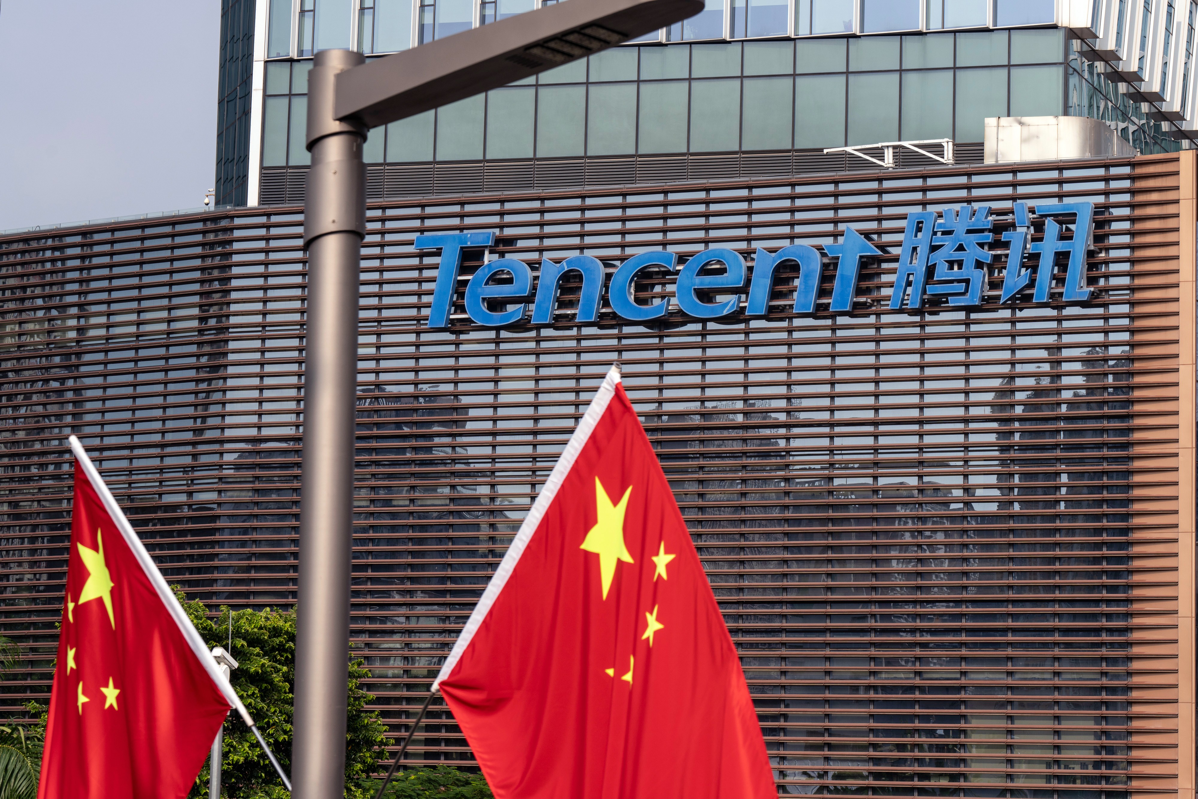 Chinesa Tencent lança IA de código aberto para tarefas de programação e pesquisa que superaria  Z.AI e Moonshot - QTU Questões do Universo