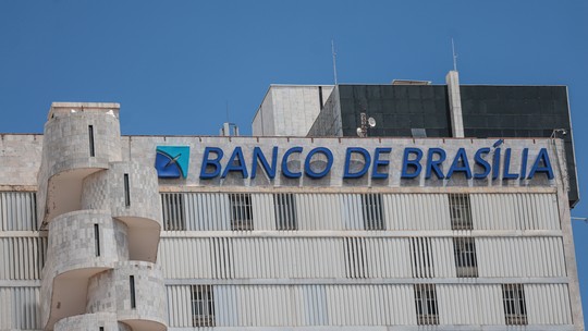 Governo do DF arrecada R$ 1 bi para socorrer BRB, mas ainda busca empréstimo para cobrir rombo do Master