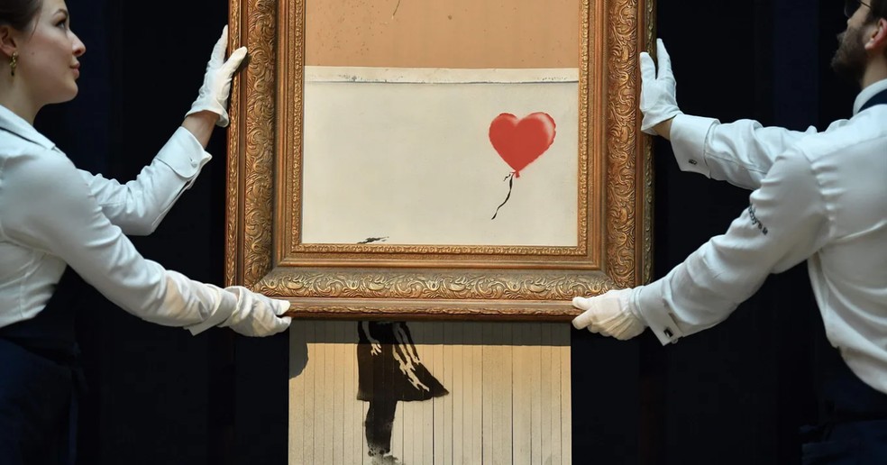 Menina com balão: dois homens são indiciados pelo roubo de quadro