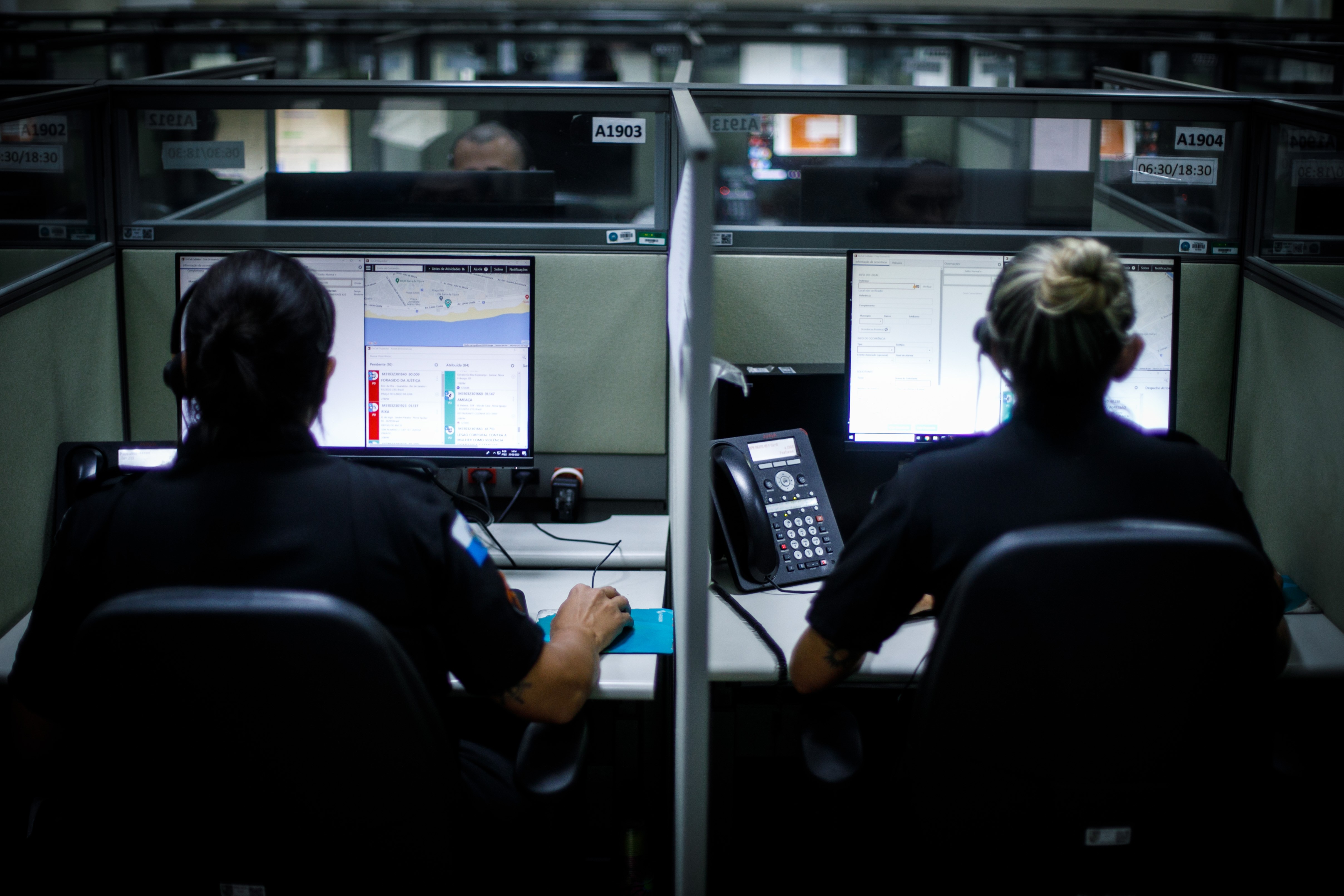 PM do Rio estuda contratação de central de call center para atender chamadas do 190