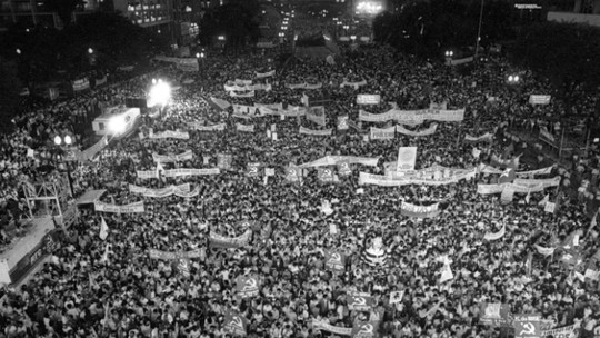 A manifestação histórica por 'Diretas Já' em São Paulo e a frustração com o Congresso