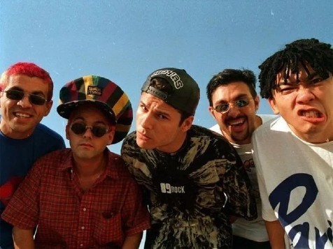 Memorial dos 'Mamonas Assassinas' ter&aacute; &aacute;rvores com cinzas, totens digitais e espa&ccedil;o gratuito para f&atilde;s; saiba tudo sobre a homenagem