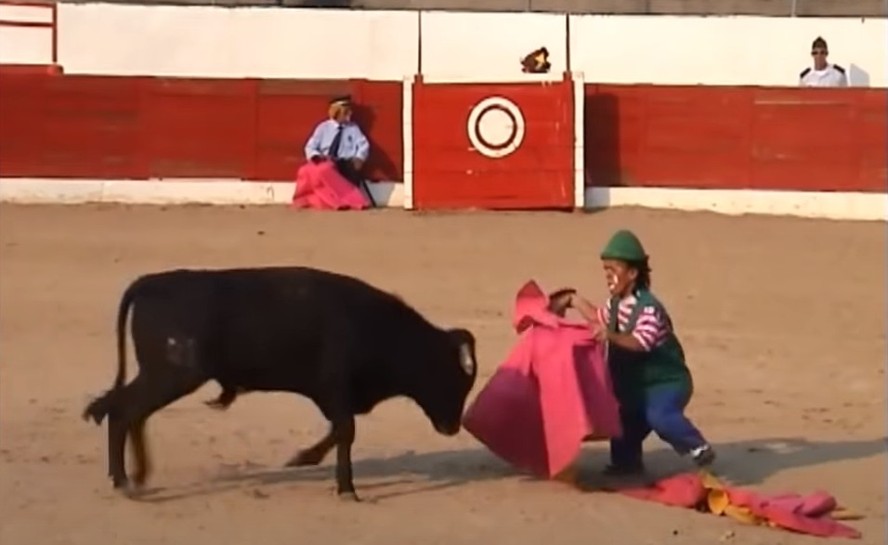 Espanha proíbe touradas com pessoas que tenham nanismo