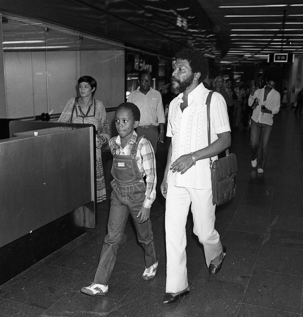 O menor Gonçalves Antônio Matheus Sobrinho veio clandestinamente de Luanda, Angola para o Brasil com intenção de morar com o cantor Martinho da Vila — Foto: Antonio Nery