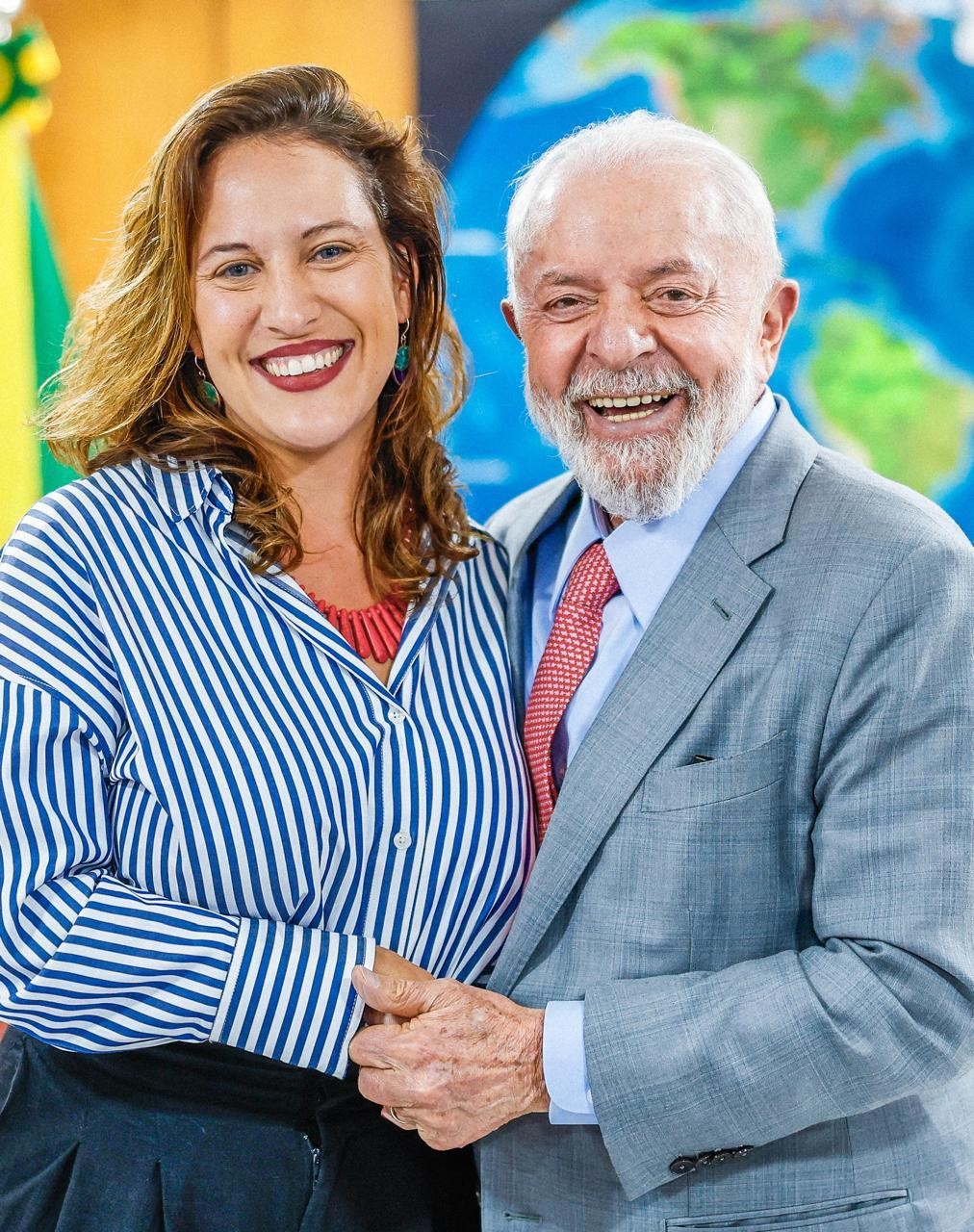 Deputada do grupo de Boulos deixa o PSOL para se filiar ao PT