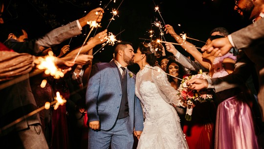 Noivos revoltam convidados com lista obrigatória de regras para casamento, nos EUA: 'sua opinião é irrelevante'