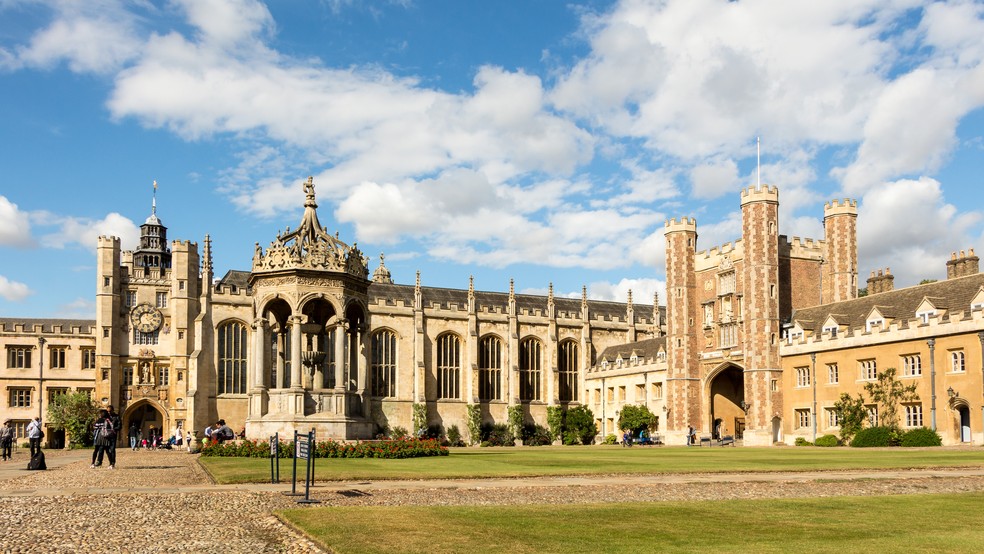 O Trinity College, parte do complexo da Universidade de Cambridge, onde Charles III estudou entre 1967 e 1970 — Foto: Reprodução / Wikimedia Commons
