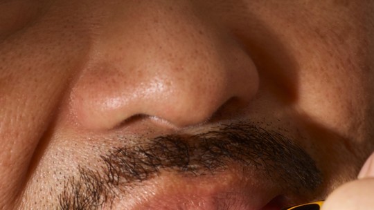 Mito ou verdade: o protetor labial piora os lábios rachados? 