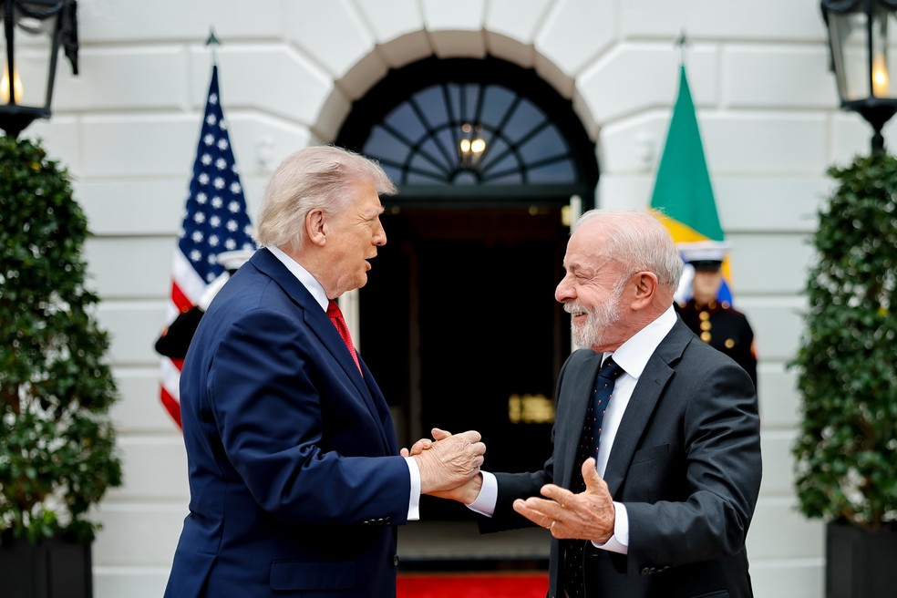 Presidente da República, Luiz Inácio Lula da Silva, é recebido pelo presidente dos Estados Unidos, Donald Trump, na Casa Branca — Foto: Ricardo Stuckert / PR