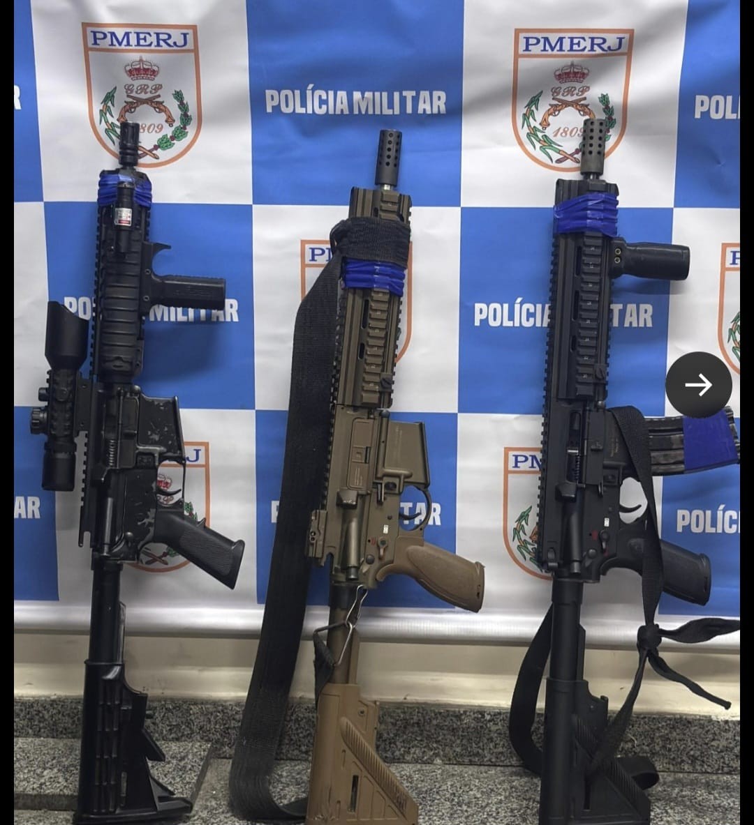 Fim de semana de confrontos no Rio termina com apreensão de quatro fuzis
