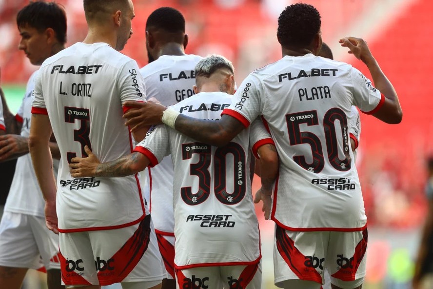 Michael e Gonzalo Plata foram os destaques da vit&oacute;ria do Flamengo contra o Volta Redonda