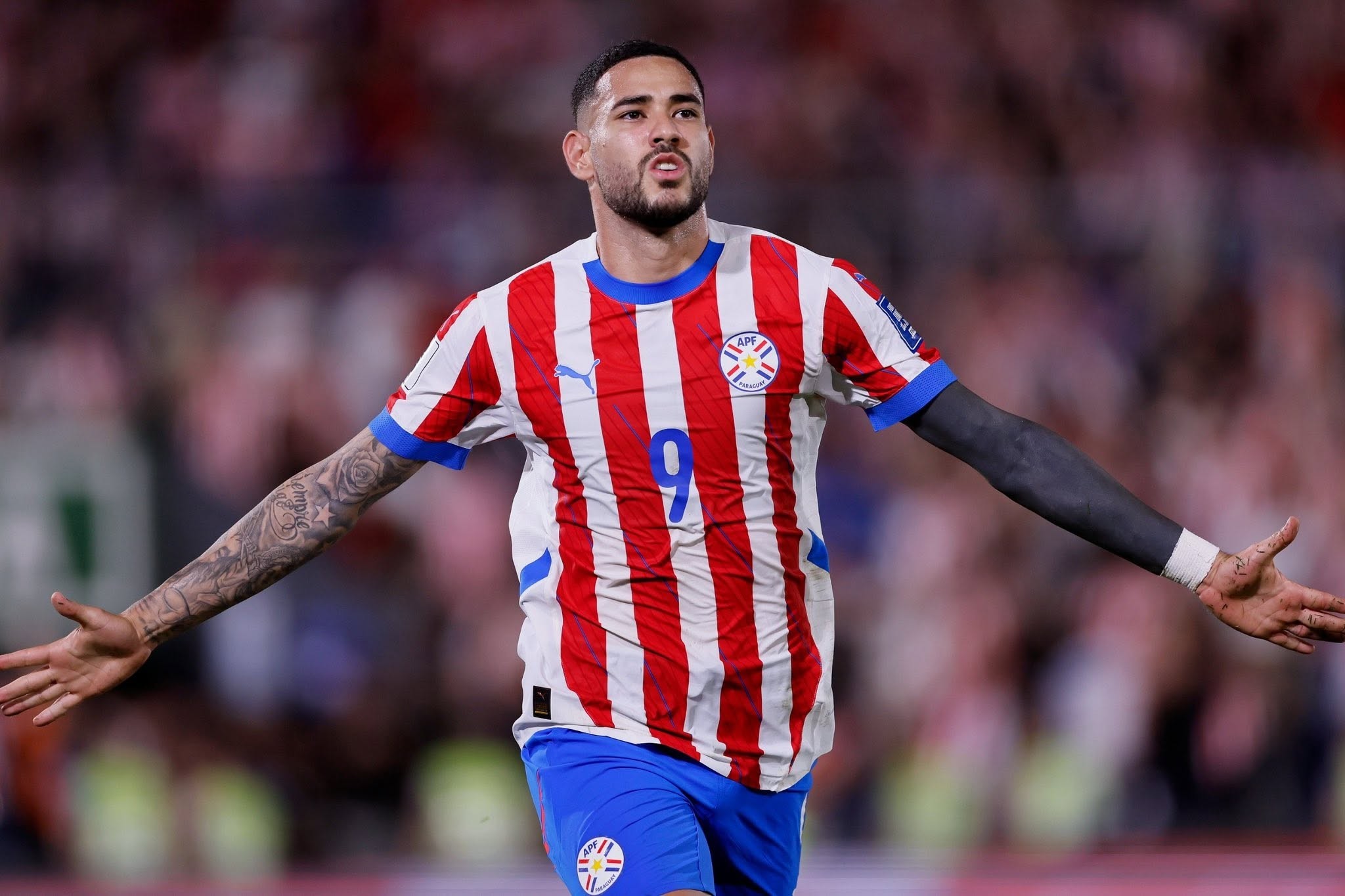 Internacional anuncia a contratação de Sanabria, centroavante paraguaio revelado pelo Barcelona
