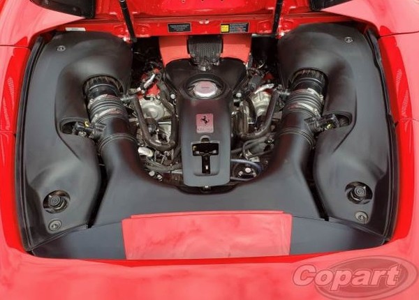 Ferrari avaliada em R$ 4 milhões é leiloada com lance inicial que é ...