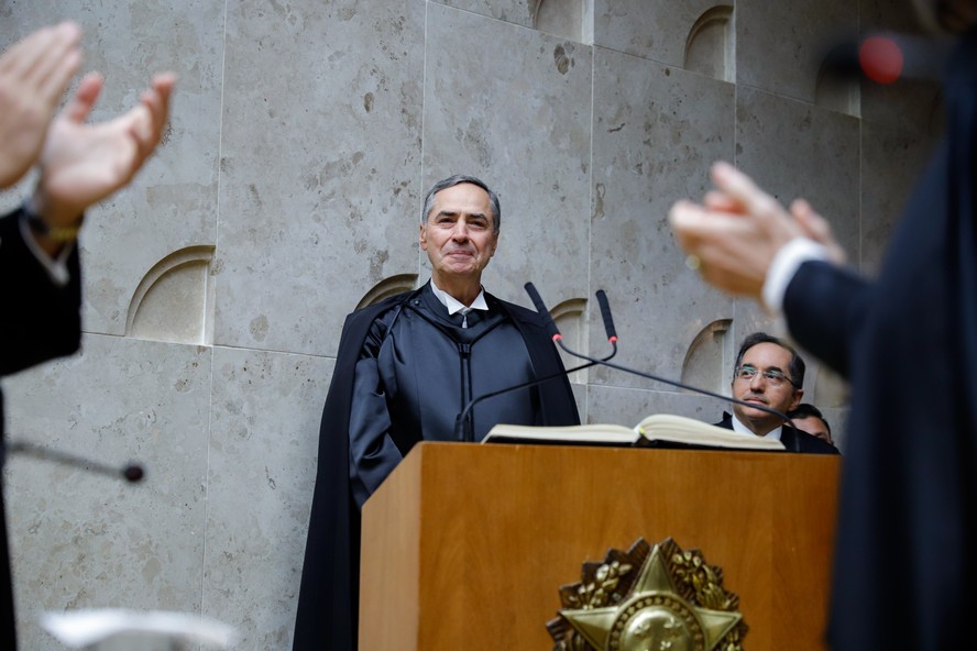 Leia a íntegra do discurso de Barroso ao tomar posse no STF