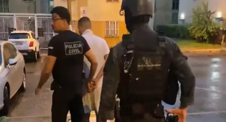 Homem é preso por roubo de aparelho de videogame