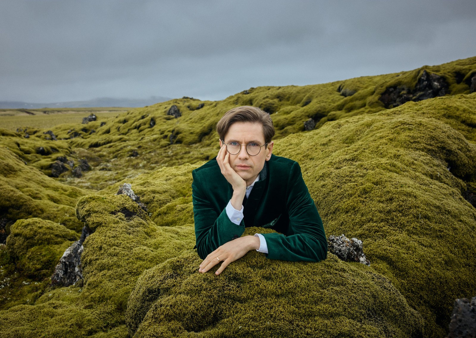 'Tocar Bach é como fazer ginástica artística nu', diz Víkingur Ólafsson, que estreia no Rio