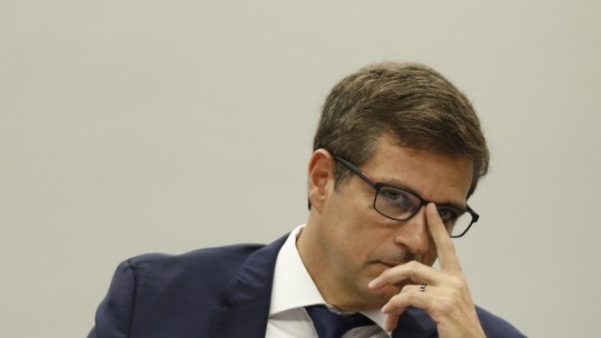 
Campos Neto entra com liminar para suspender apuração das offshores no Conselho de Ética Pública