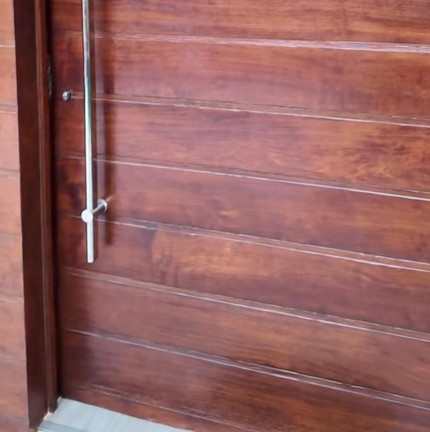 Entrance to the house of Larissa Manoela and André Luiz Frambach — Photo: Reproduction/Instagram