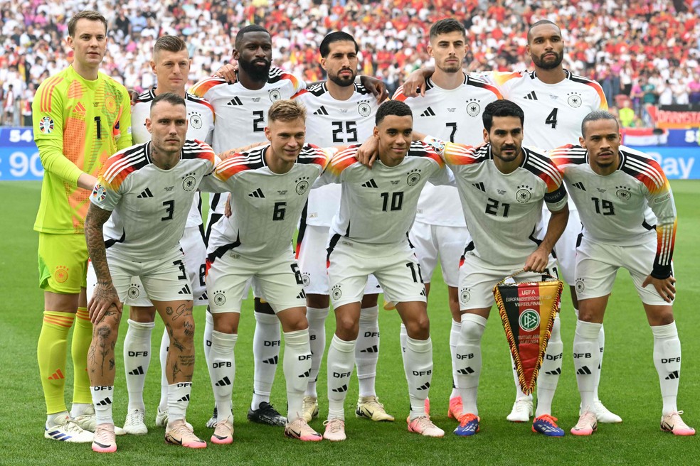 Seleção alemã foi eliminada cedo na Eurocopa, mas mostrou que está no caminho certo para a próxima Copa do Mundo — Foto: Thomaz Kienzle/AFP
