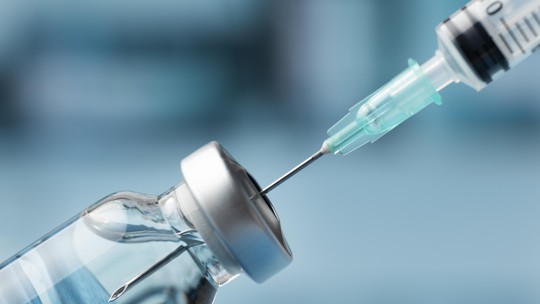 Vacina inédita contra gonorreia terá análise acelerada nos EUA