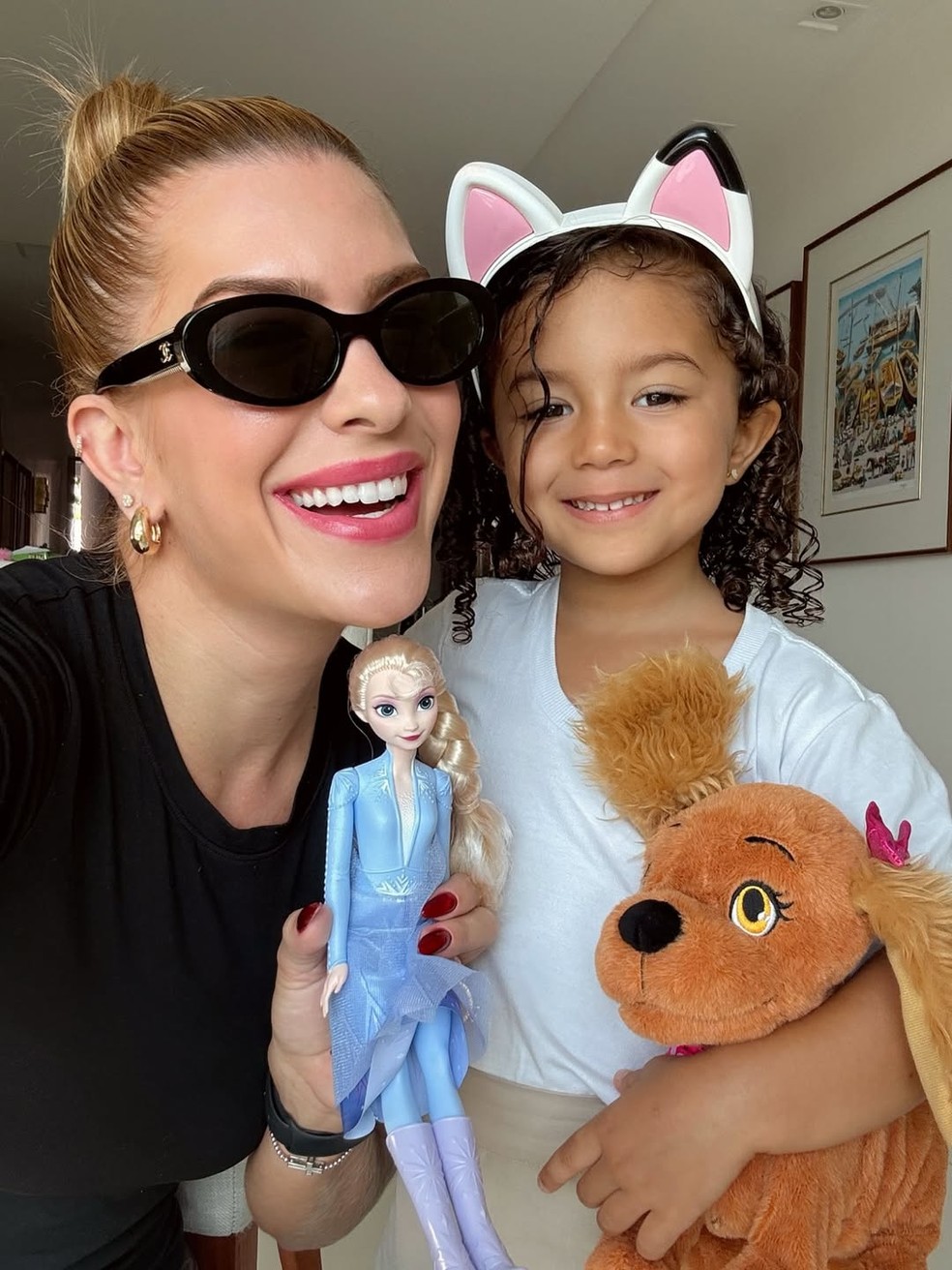Lore Improta é criticada por não levar filha em viagem e responde com reflexão sobre ser mãe — Foto: Reprodução Instagram