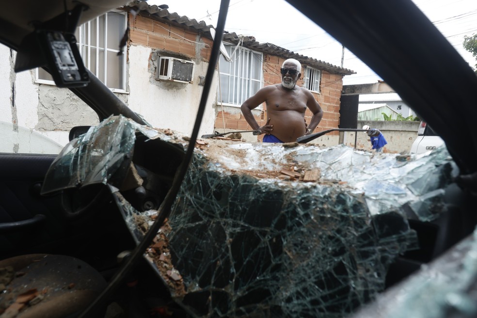 João Batista relata que ainda não foi procurado pela Cedae — Foto: Alexandre Cassiano / Agência O GLOBO