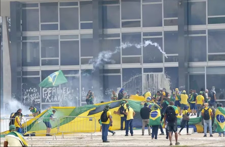 Invasão e depredacão às sedes dos três Poderes, em Brasília, no dia 8 de janeiro de 2023