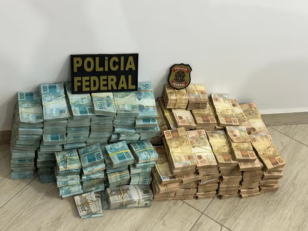 Dinheiro apreendido pela Polícia Federal