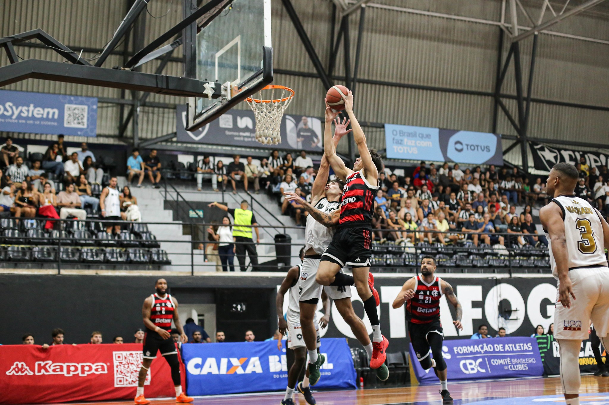 Basquete: Flamengo e Botafogo, agora com portões fechados, será no ginásio do Tijuca devido ao jogo do Vasco no Maracanã