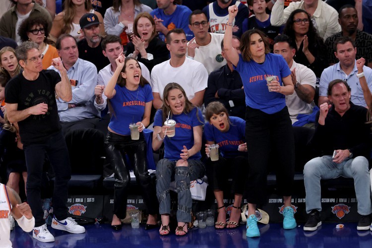 Knicks em alta: veja as celebridades que estão lotando as pr