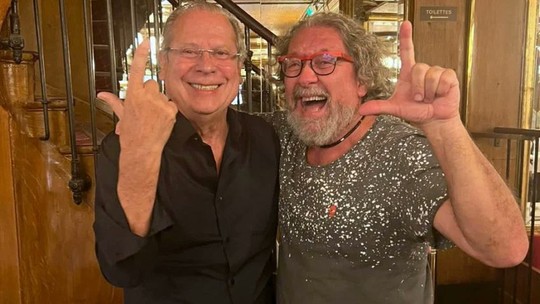 Advogado anti-Lava-Jato divulga foto ao lado de Zé Dirceu celebrando cassação de Deltan e ex-deputado comenta: 'Esse é o Brasil'