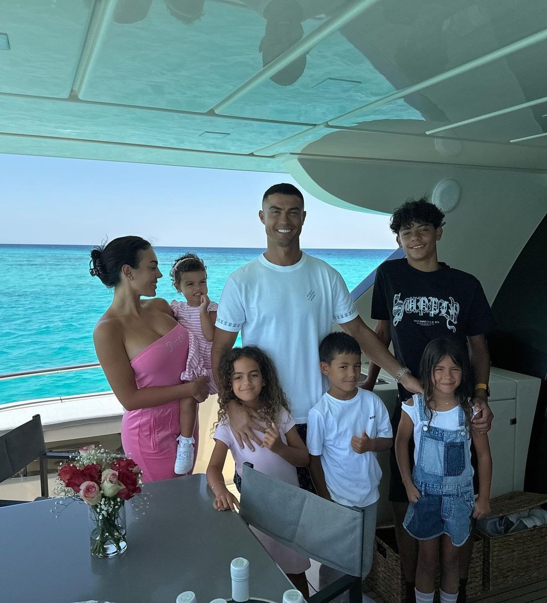 cristiano ronaldo curtiufériascom afamília -foto: reprodução Instagram