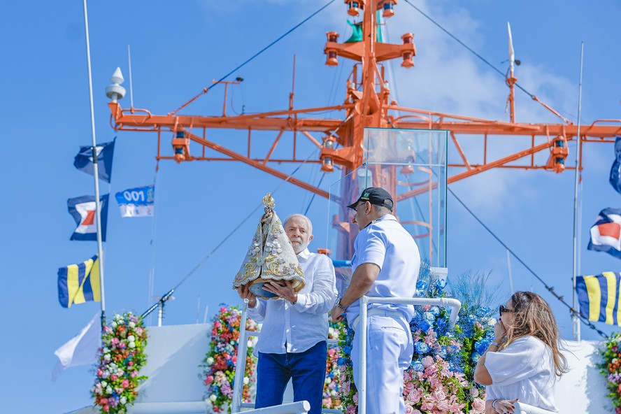 Presidente da República, Luiz Inácio Lula da Silva, durante a romaria fluvial do Círio de Nazaré, no Trapiche de Icoaraci, em Belém