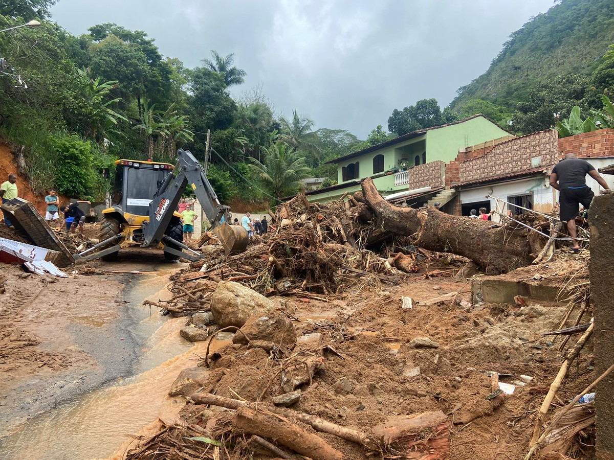 Chuvas Deixam Quatro Mortos E Mais De Dois Mil Desalojados No Norte Fluminense 