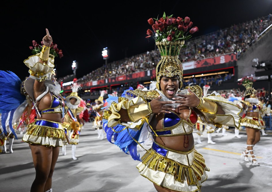 Desfile da Unidos de Padre Miguel — Foto: Alex Ferro/Riotur