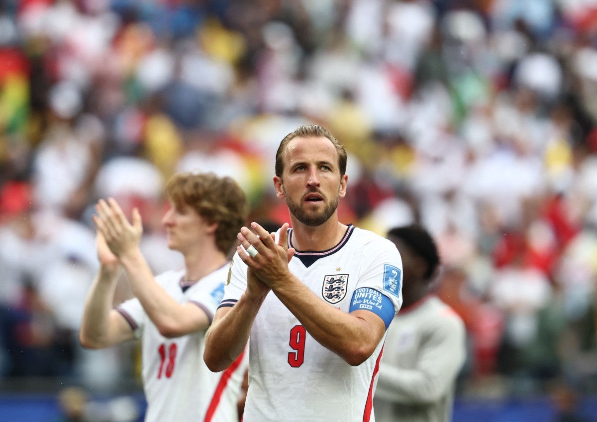 Alvo do Barcelona, Harry Kane estaria decidido a permanecer no Bayern de Munique, diz jornal