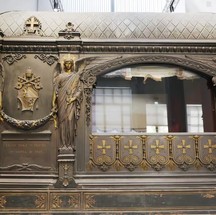 Richly decorated chapel carriages often failed to fulfill their function — Photo: Reproduction/La Nacion
