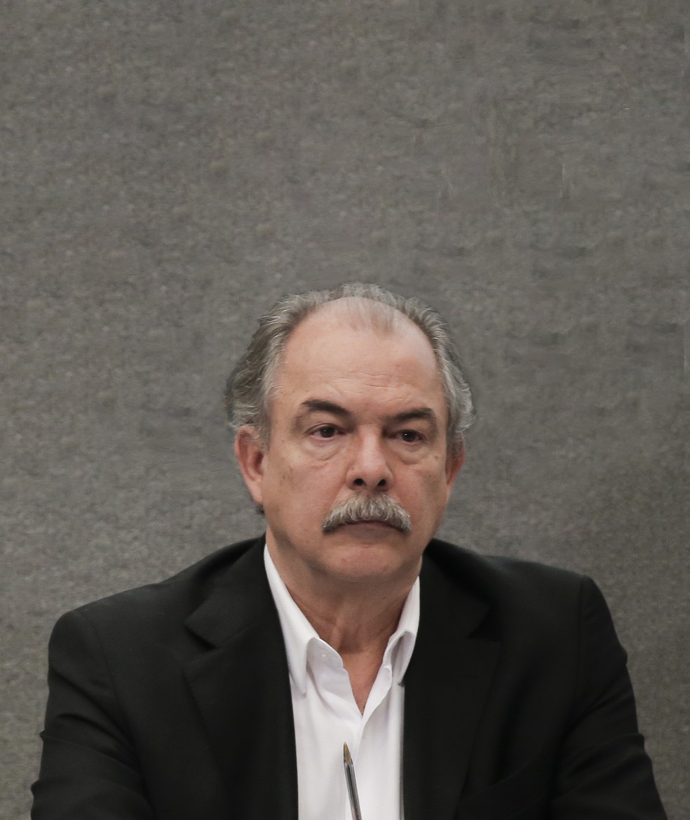 Aloizio Mercadante, que coordenou a campanha de Lula, é um dos cotados para o Ministério do Planejamento  — Foto: Edilson Dantas