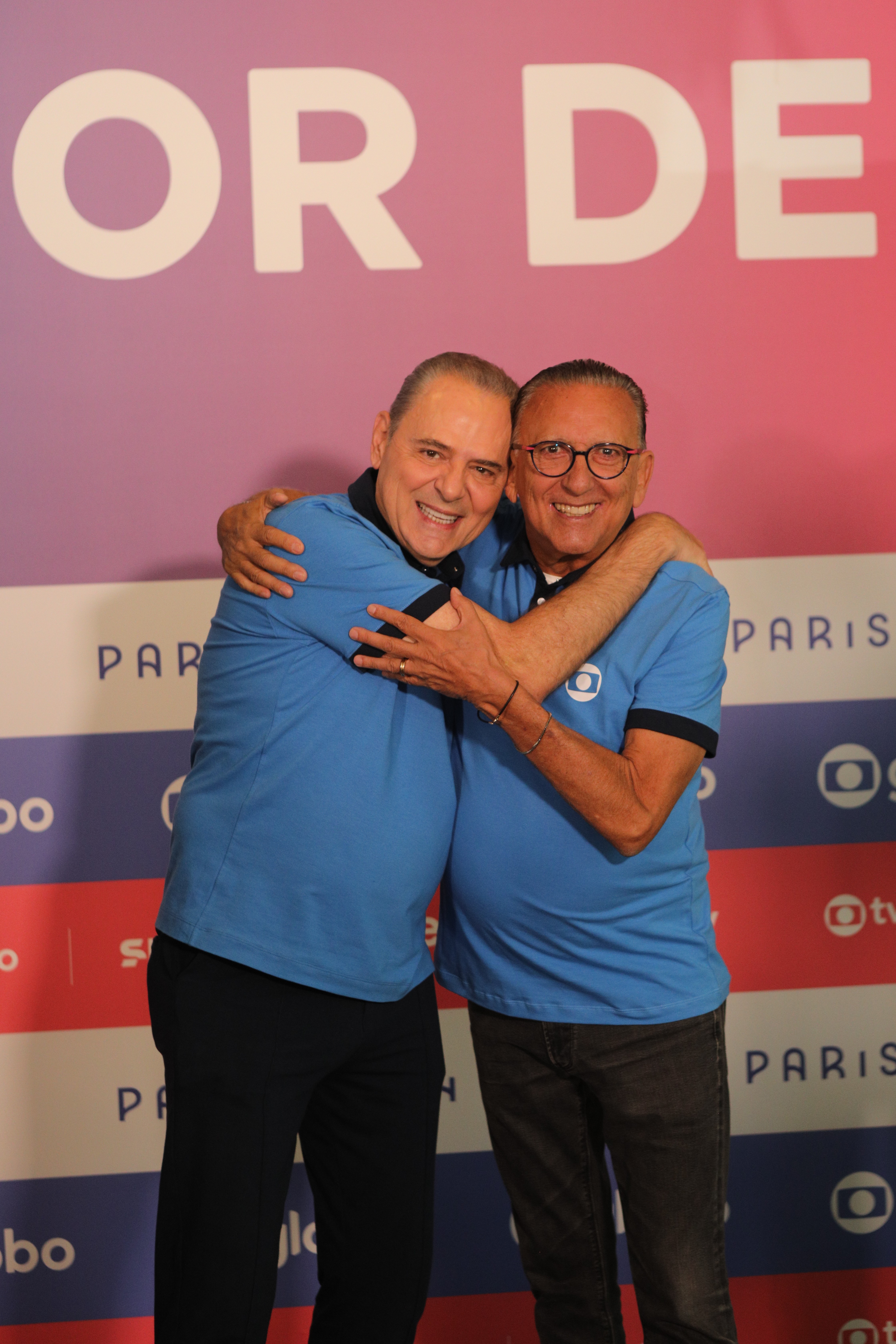 Galvão Bueno deseja boa recuperação a Luis Roberto: 'Amigo dos mais queridos'