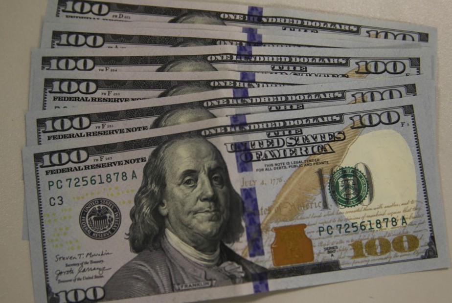 Dólar hoje: O que faz a moeda americana operar abaixo de R$ 4,90 - Seu  Dinheiro