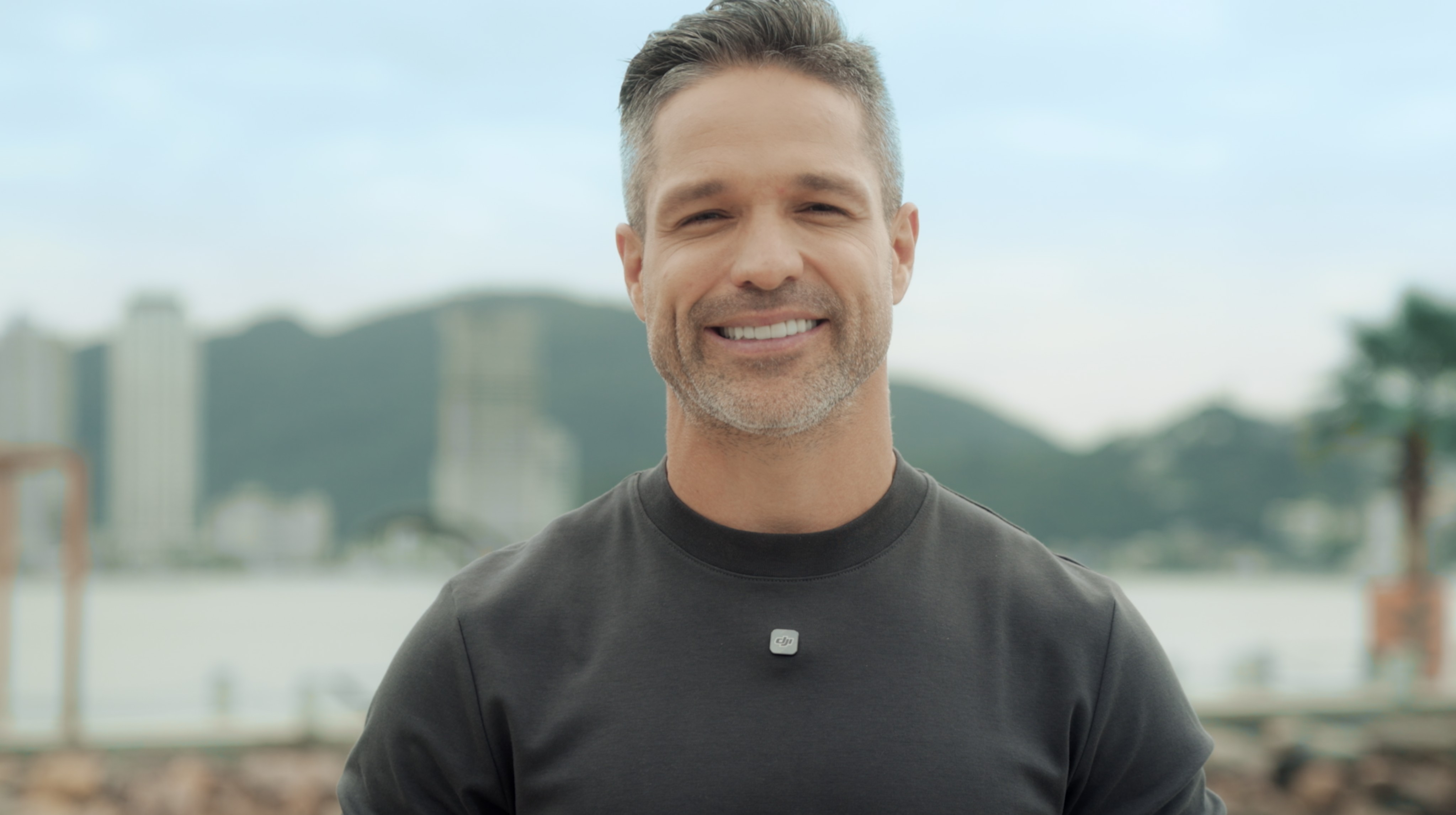 Diego Ribas troca Rio por SC e investe em arranha-céu de luxo