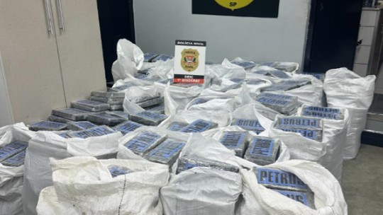 Polícia de SP faz apreensão histórica no Guarujá de mais de 1,2 tonelada de cocaína que seguiria para Europa