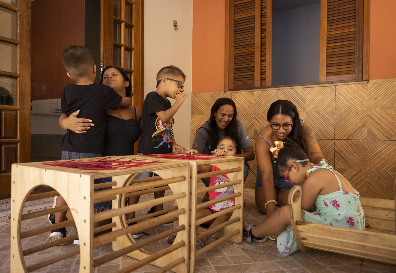 Processo do Neem começa no acolhimento e apoio psicológico às mãe que receberam diagnóstico dos filhos — Foto: Márcia Foletto